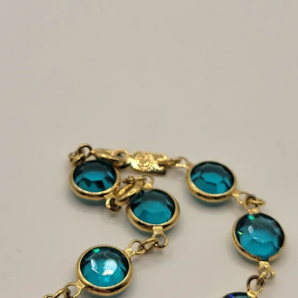 Vintage Swavorski Dark Blue Circle Crystal Gold tone Bracelet
